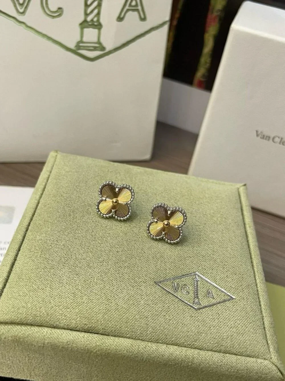 Van Cleef & Arpels Necklacet